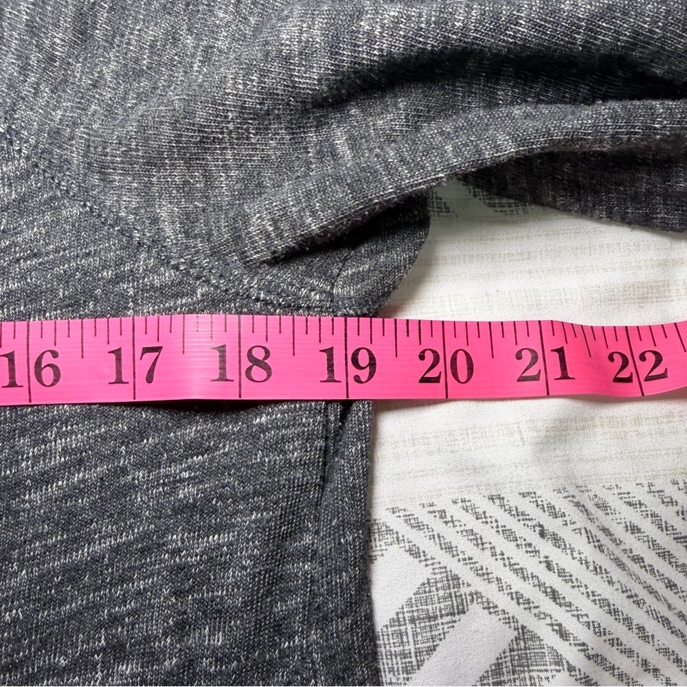 Tentree women’s Charcoal Grey Wrap Hem sustainable cotton Long Sleeve Top Size S - Picture 10 of 11